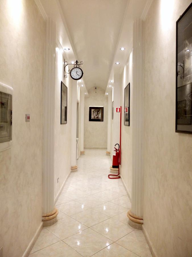 Guest Planet Hotel Rome Bagian luar foto